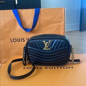 Louis Vuitton Wave Black Crossbody Bag